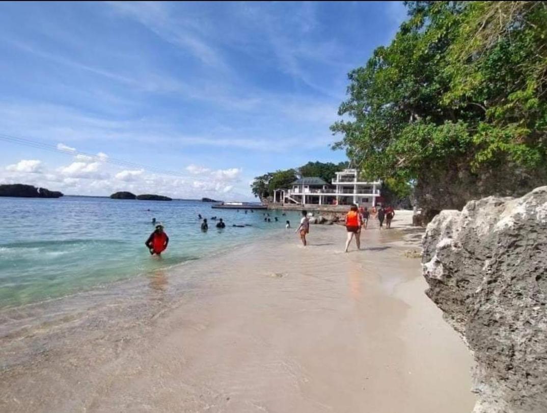 Bed and Breakfast Carribean Transient House Lucap Zewnętrze zdjęcie